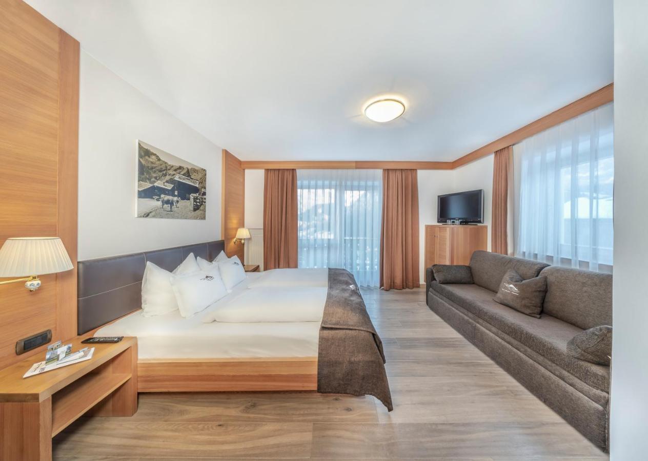 Hotel Chalet Dlaces Selva di Val Gardena Eksteriør bilde
