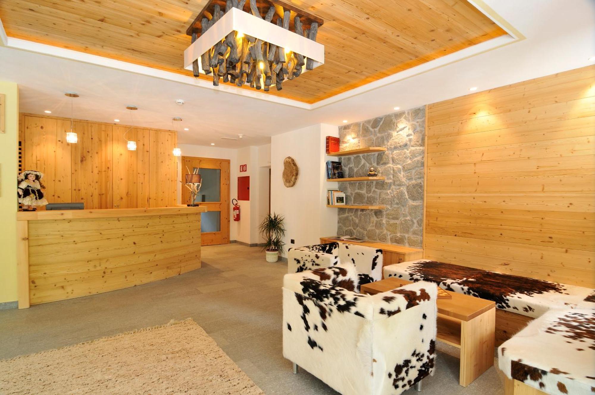 Hotel Chalet Dlaces Selva di Val Gardena Eksteriør bilde